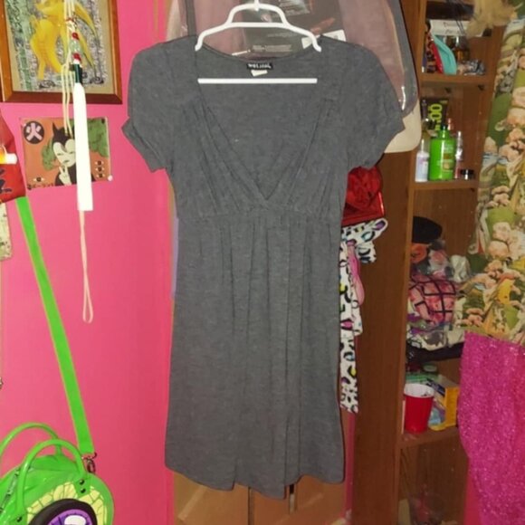 Charcoal wrap & plunge front short sleeve dress - Picture 1 of 6
